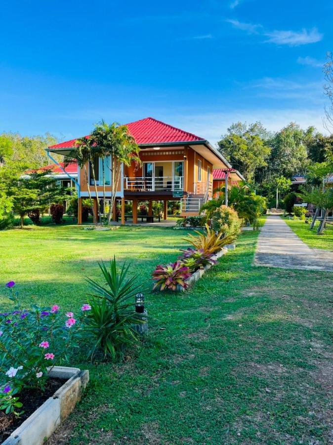 Rimlay Bay View Villa Ko Yao Noi Buitenkant foto